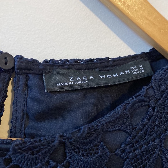 Zara Lace Shift Dress - Picture 4 of 8